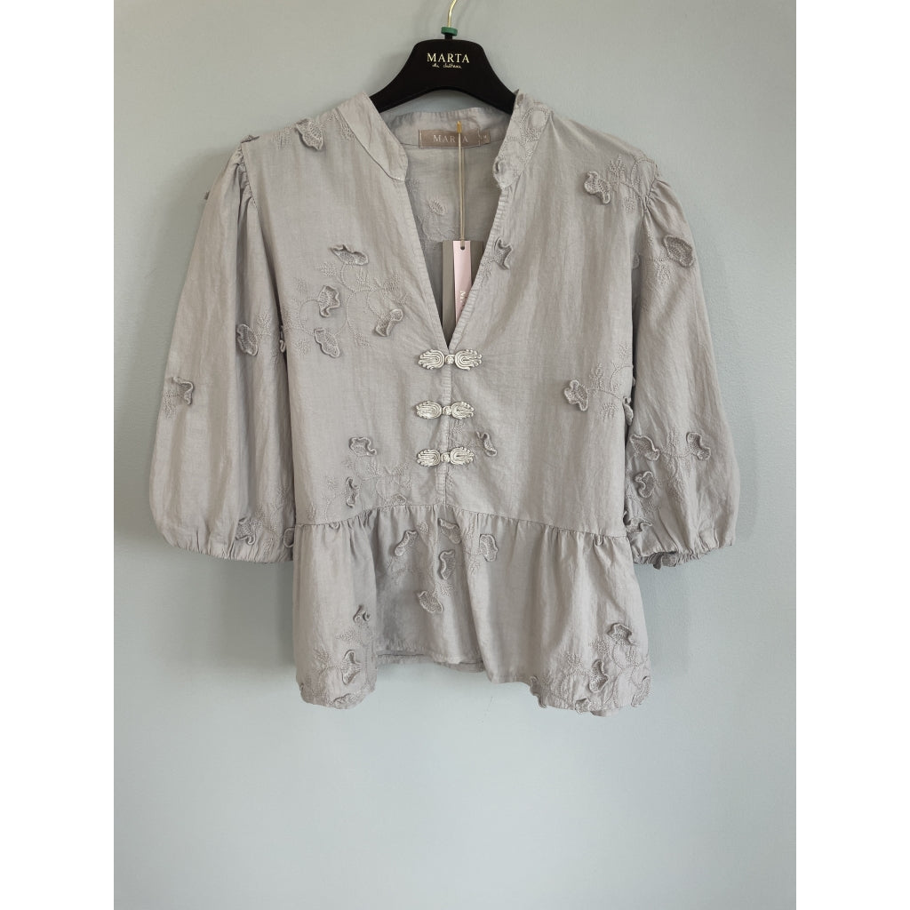 MARTA DU CHATEAU Marta Du Chateau Dam Blus MdcSafiya Blouse Beige