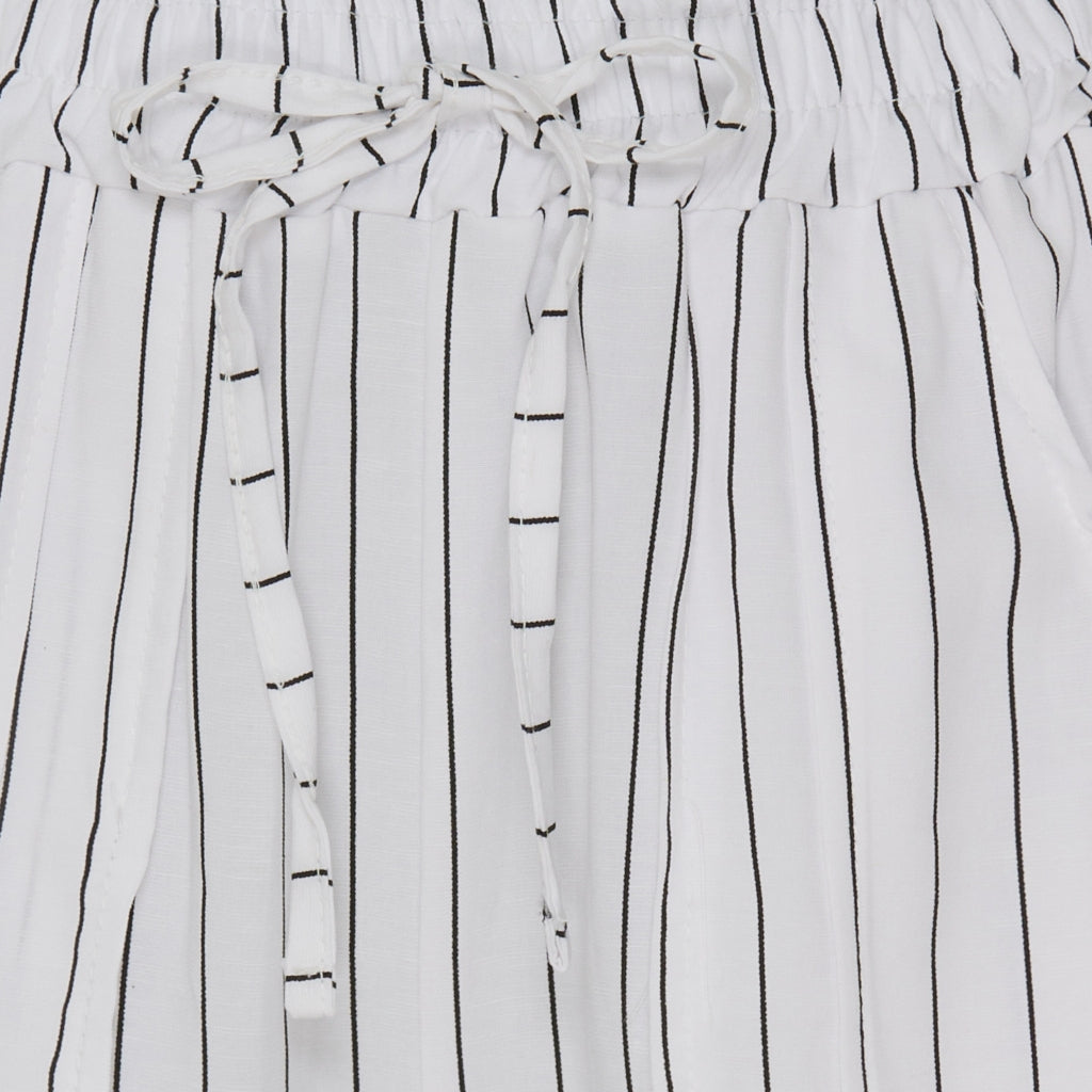 MARTA DU CHATEAU Marta Du Chateau dam shorts MdcZita Shorts White/Black Stripe