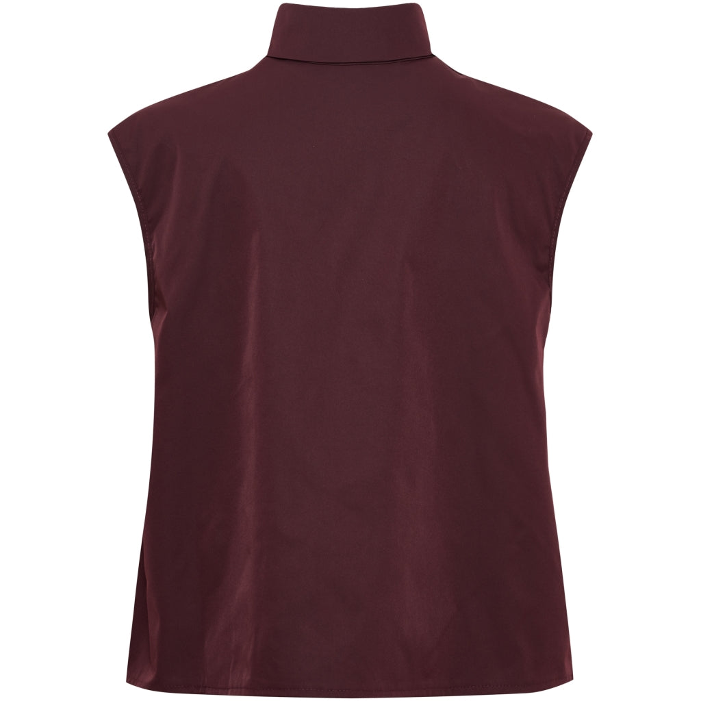 MARTA DU CHATEAU Marta du Chateau Dam Väst MdcSavella 8613 Vest Wine