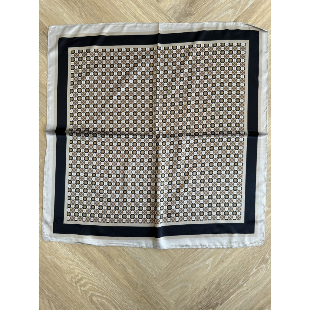 MARTA DU CHATEAU Marta du Chateau dam Scarf MdcJuline FA-Scarf Scarf Black11155-6