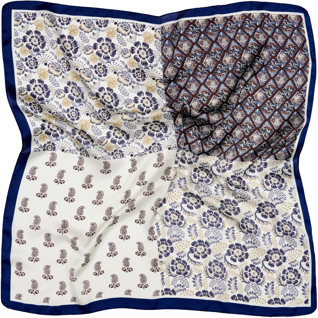 MARTA DU CHATEAU Marta du Chateau dam Scarf MdcJuline FA-Scarf Scarf Navy3874