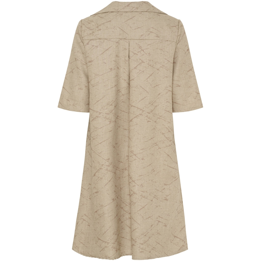 MARTA DU CHATEAU Marta du Chateau dam klänning MdcBernice 259350 Dress Camel Print