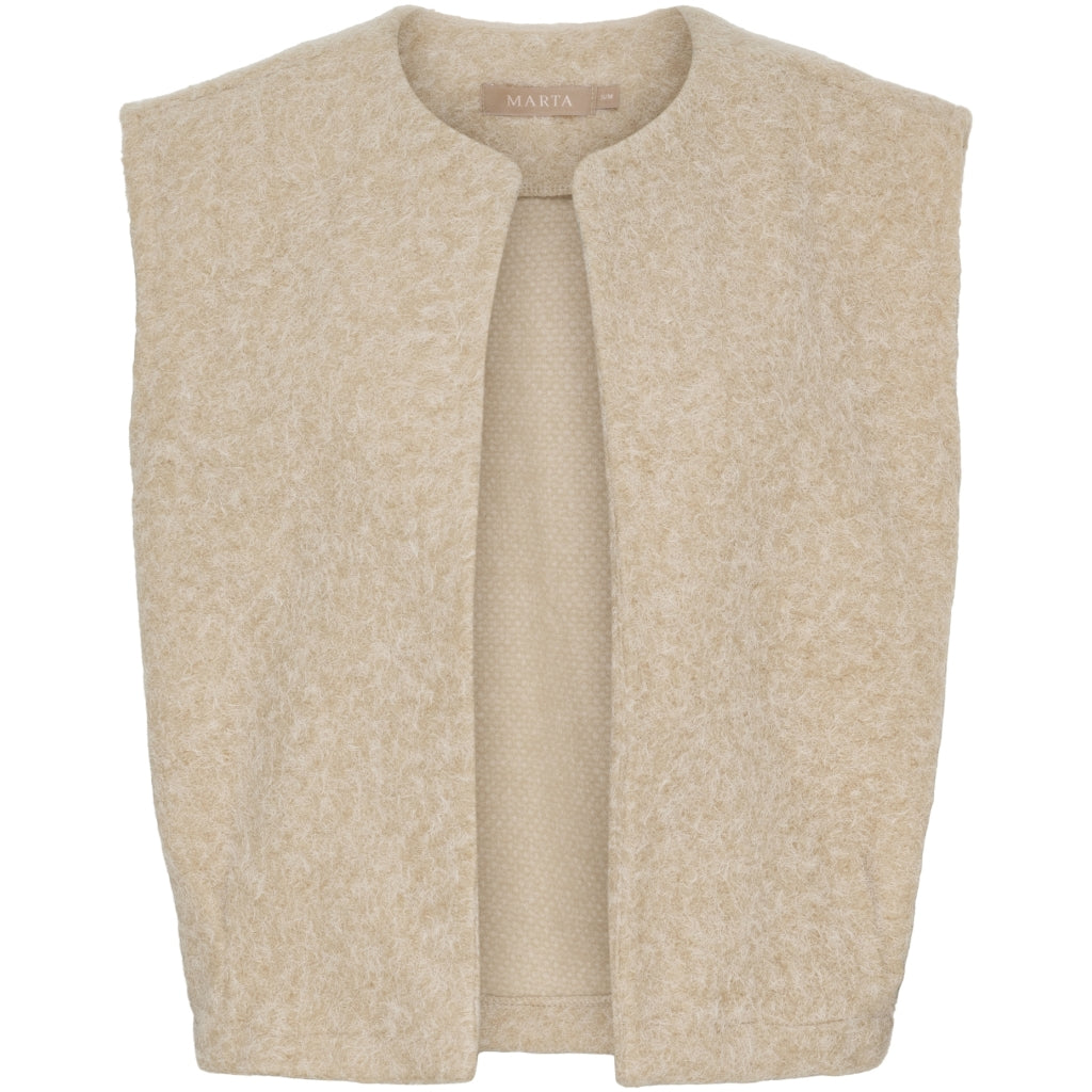 MARTA DU CHATEAU Marta du Chateau dam stickad väst MdcCapella 7600 Knit Vest Beige