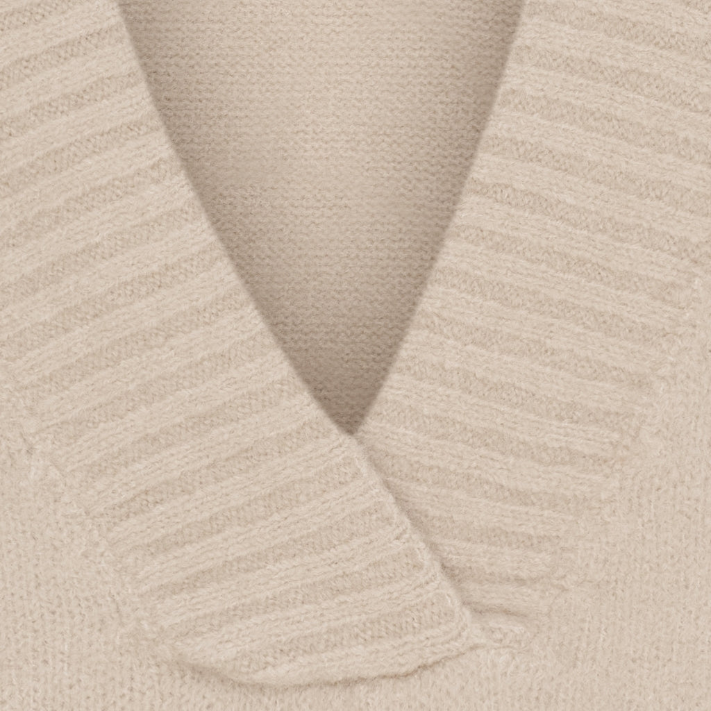 MARTA DU CHATEAU Marta du Chateau dam stickad väst MdcLila KN8038 Knit Vest BeigeW088